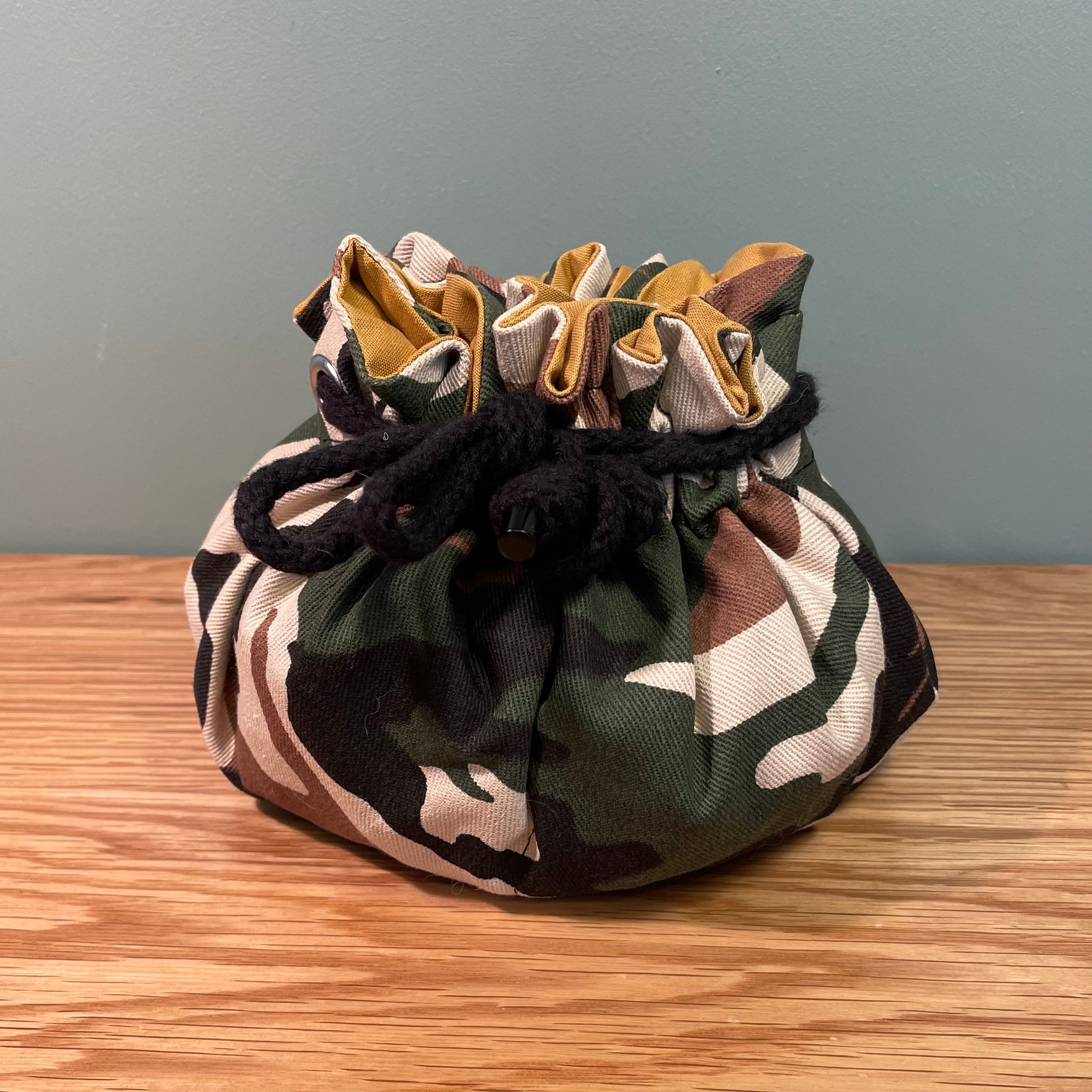 Camo Bag of Dice Holding – TTRPG Treasures